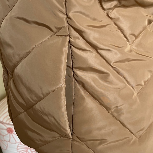 Michael Kors Tan Puffer Vest - Picture 4 of 6